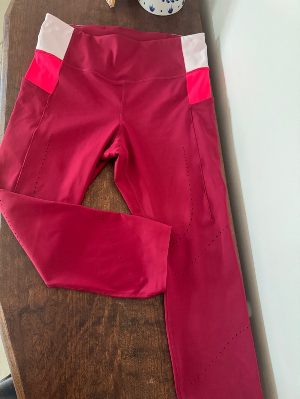 Brooks Women’s Running Method 3/4 Tight in Razzmatazz Quartz, Size Large